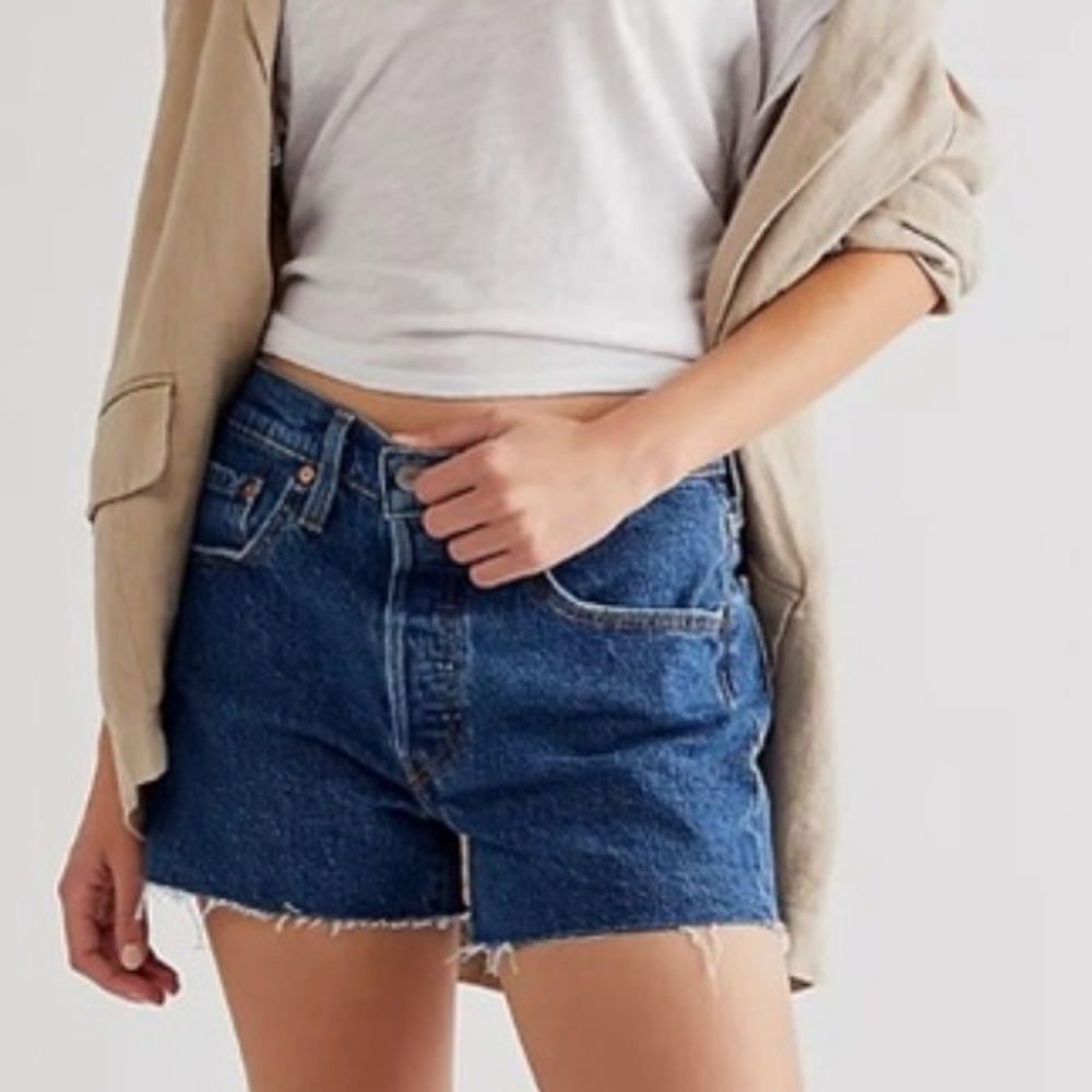 LEVI'S / 501 High Rise Button Fly Cutoff Shorts Size 28